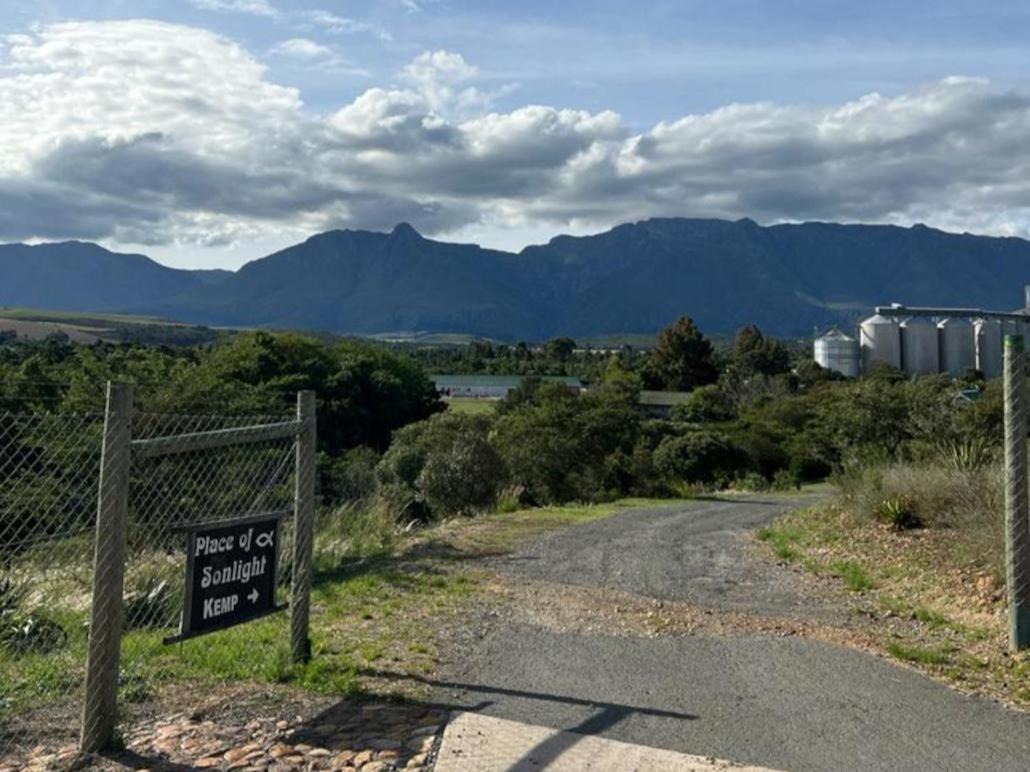 Place Of Sonlight Swellendam Esterno foto